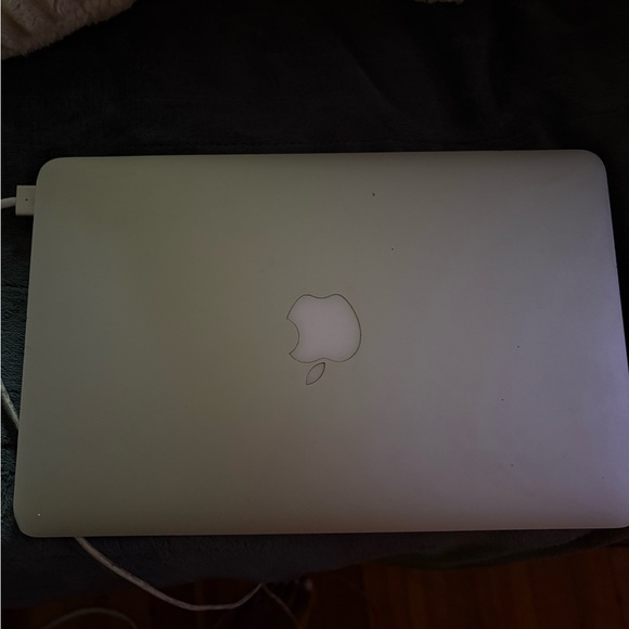 Apple MacBook - Sleek Gray Finish